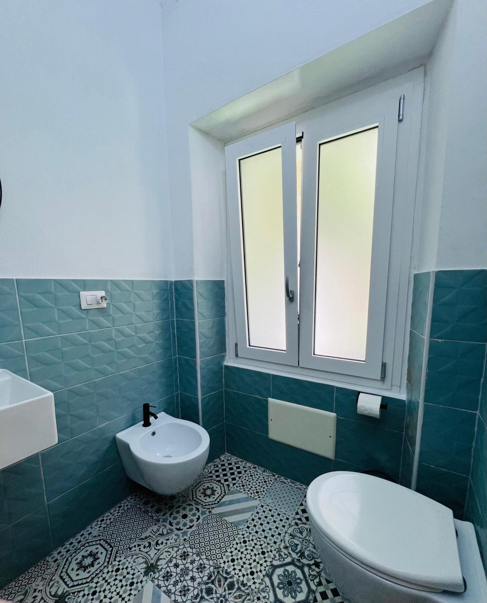 Les Chambres De Francoise Guest House Олбия Екстериор снимка