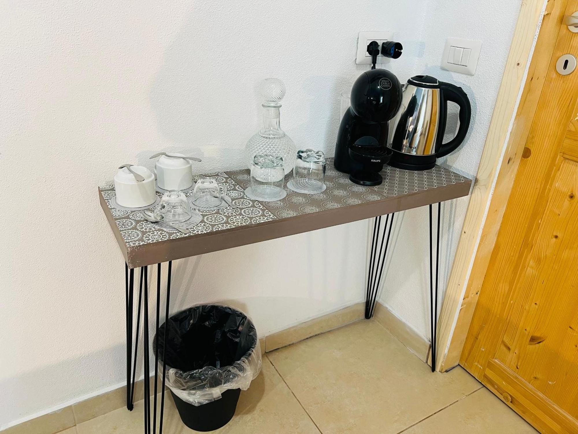 Les Chambres De Francoise Guest House Олбия Екстериор снимка