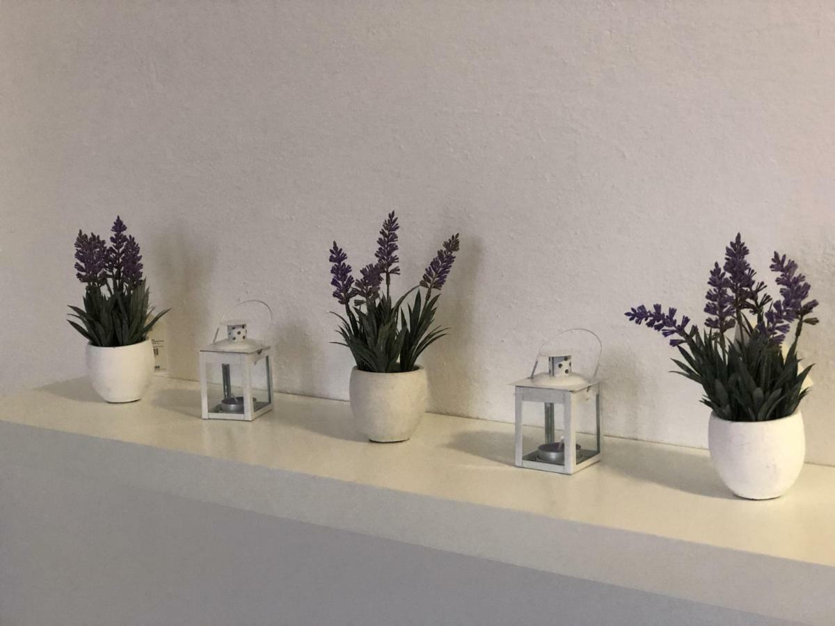 Les Chambres De Francoise Guest House Олбия Екстериор снимка